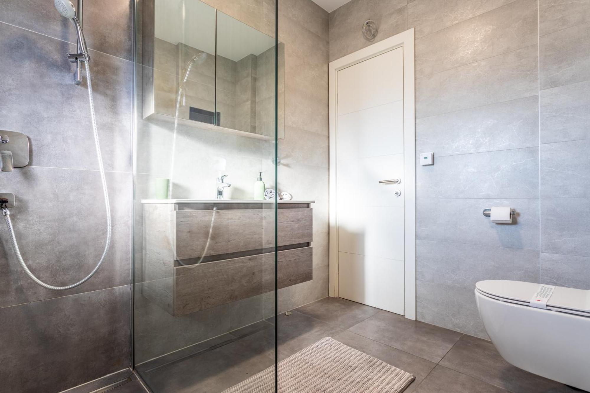 New Luxury 3-Bedroom Penthouse With Huge Terrace Split Kültér fotó